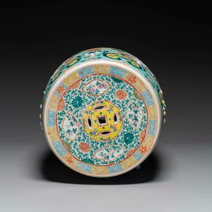 Een Chinese famille rose tuinzit met vogels tussen bloesemtakken, 19e eeuw — foto 5