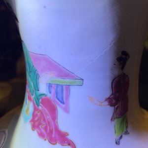 Een Chinese famille rose vaas met dames die go spelen, Yongzheng — foto 13