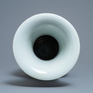 Een Chinese famille rose vaas met tweezijdig decor, 19/20e eeuw — foto 5