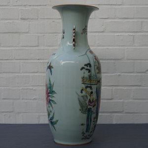 Een Chinese famille rose vaas met tweezijdig decor, 19/20e eeuw — foto 13