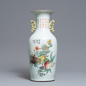 Een Chinese famille rose vaas met tweezijdig decor, 19/20e eeuw — foto 3