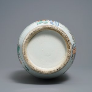 Een Chinese famille rose vaas met tweezijdig decor, 19/20e eeuw — foto 6