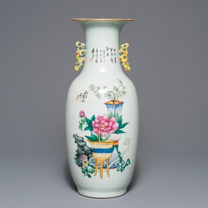 Een Chinese famille rose vaas met tweezijdig decor, 19/20e eeuw — foto 3