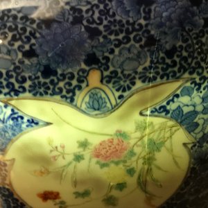 Een Chinese famille rose vaas, Qianlong merk, Republiek, 20e eeuw — foto 14