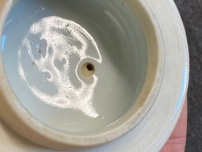 Een Chinese famille rose 'Vier elementen' theepot met deksel, Qianlong — foto 11