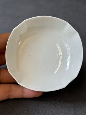 Een Chinese famille rose 'Wu Shuang Pu' dekselkom, vier deksels en een schotel, Daoguang/Xianfeng — foto 34