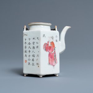 Een Chinese famille rose 'Wu Shuang Pu' theepot met deksel, 19e eeuw — foto 4