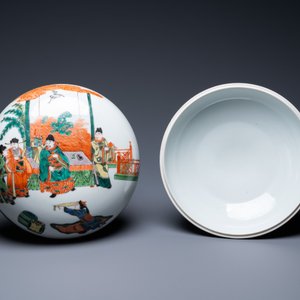 Een Chinese famille verte dekseldoos, 19/20e eeuw — foto 7