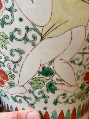 Een Chinese famille verte 'Hehe Erxian' vaas, Kangxi — foto 9