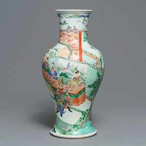 Een Chinese famille verte 'Hong Men Yan' vaas, Kangxi — foto 2