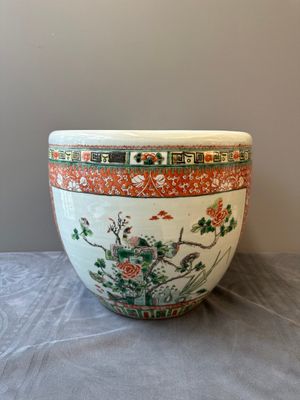 Een Chinese famille verte jardinière, 19e eeuw — foto 3
