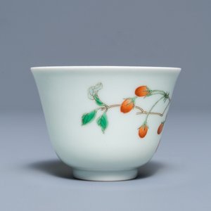 Een Chinese famille verte kop met goji takken, Kangxi merk, 19/20e eeuw — foto 5