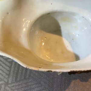 Een Chinese famille verte libation cup met draken, Kangxi — foto 17