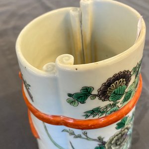 Een Chinese famille verte penselenbeker, 19e eeuw — foto 16