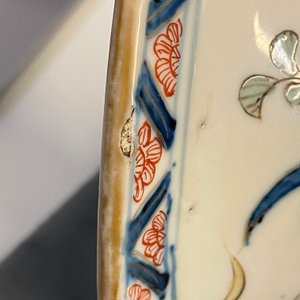 Een Chinese famille verte rouleau vaas met floraal decor, Kangxi — foto 9