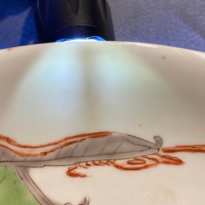 Een Chinese famille verte schotel met verhalend decor, Kangxi — foto 6