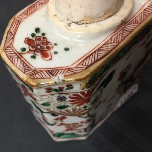 Een Chinese famille verte theebus met phoenixen, Kangxi — foto 6