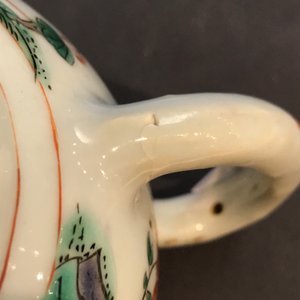 Een Chinese famille verte theepot met decor van een feniks, Kangxi — foto 9
