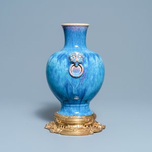 Een Chinese flambé-geglazuurde vaas op vergulde bronzen voet, 18/19e eeuw — foto 2