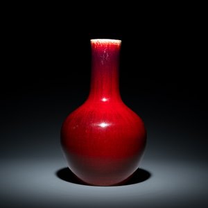 Een Chinese flesvormige vaas met flambé-glazuur, 18/19e eeuw — foto 3