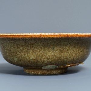 Een Chinese ge-type kom met craquelé glazuur, Qianlong — foto 7