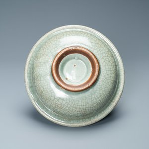 Een Chinese ge-type kom met craquelé glazuur, Qing — foto 7