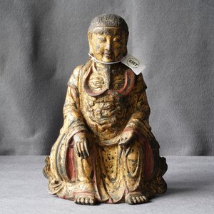 Een Chinese gelakt en verguld bronzen figuur van Zhenwu, Ming — foto 8