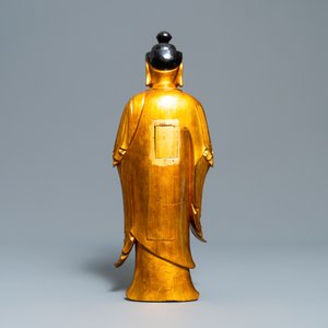 Een Chinese gelakte en vergulde houten figuur van Boeddha, 18/19e eeuw — foto 4