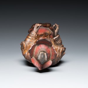 Een Chinese gelakte en vergulde houten sculptuur van een monnik, Qing — foto 8