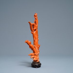 Een Chinese groep in rood koraal met een dame met kind, 19e eeuw — foto 5