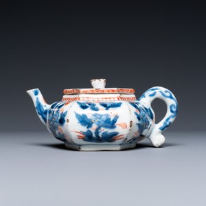 Een Chinese hexagonale Imari-stijl theepot met deksel, Kangxi — foto 2