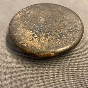 Een Chinese houten penselenbeker, Ming — foto 12