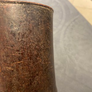 Een Chinese houten penselenbeker, Ming — foto 17