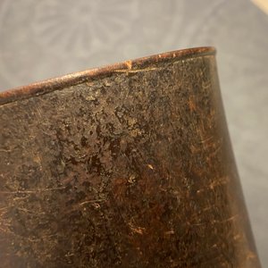Een Chinese houten penselenbeker, Ming — foto 19