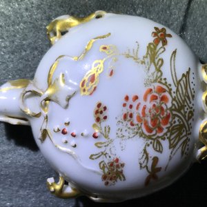 Een Chinese ijzerrode en vergulde snuiffles, Yongzheng/Qianlong — foto 10