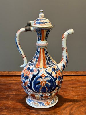 Een Chinese Imari-stijl 'aftaba' kan voor de islamitische markt, Kangxi — foto 1
