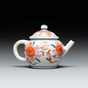Een Chinese Imari-stijl miniatuur theepot, Kangxi — foto 4