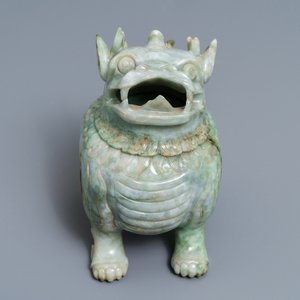 Een Chinese jadeïet wierookbrander in de vorm van een luduan, 19/20e eeuw — foto 8