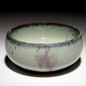 Een Chinese kom met jun-type glazuur, 19/20e eeuw — foto 8