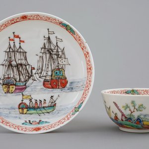 Een Chinese kop en schotel met Amsterdams bont decor van schepen, 18e eeuw — foto 1