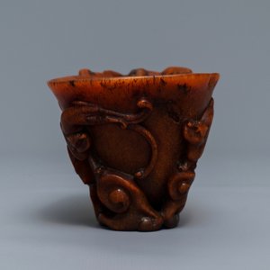 Een Chinese 'libation cup' in neushoornhoorn, Ming/Qing — foto 5
