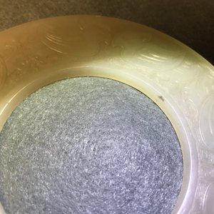 Een Chinese lichte celadon jade bi schijf, Ming of vroeger — foto 24