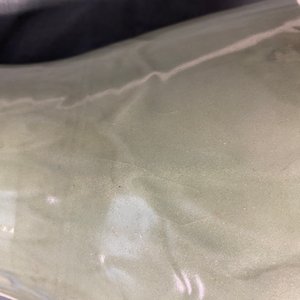 Een Chinese Longquan celadon 'meiping' vaas met reliëfdecor van 'Drie vrienden van de winter', Ming — foto 16