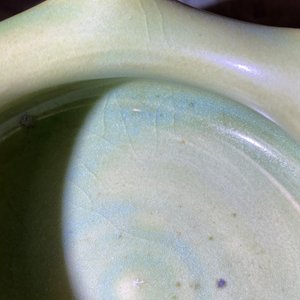 Een Chinese Longquan celadon penselenwasser, Yuan/Ming — foto 10