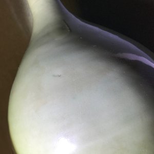 Een Chinese Longquan celadon yuhuchunping vaas, Yuan — foto 12