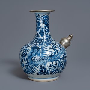 Een Chinese met zilver gemonteerde blauw-witte 'Bleu de Hue' kendi voor de Vietnamese markt, 19e eeuw — foto 6
