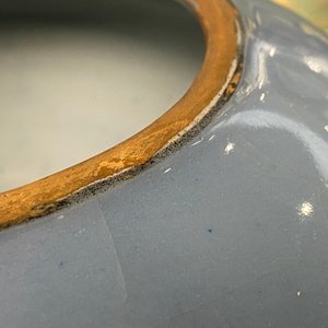 Een Chinese monochrome lavendelblauwe vaas, Qianlong — foto 9