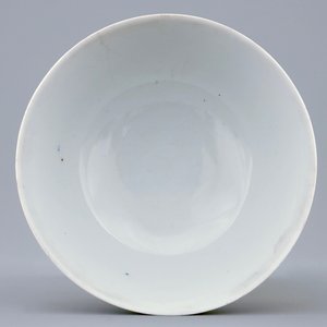 Een Chinese monochrome robijnrode kom, 19/20e eeuw — foto 2