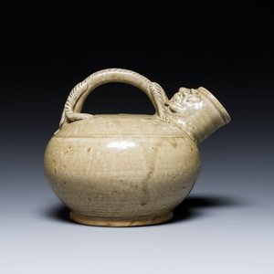 Een Chinese monochroom geglazuurde Yaozhou kan, Tang of later — foto 4