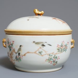 Een Chinese qianjiang cai dekselkom, Qianlong merk, 19/20e eeuw — foto 2